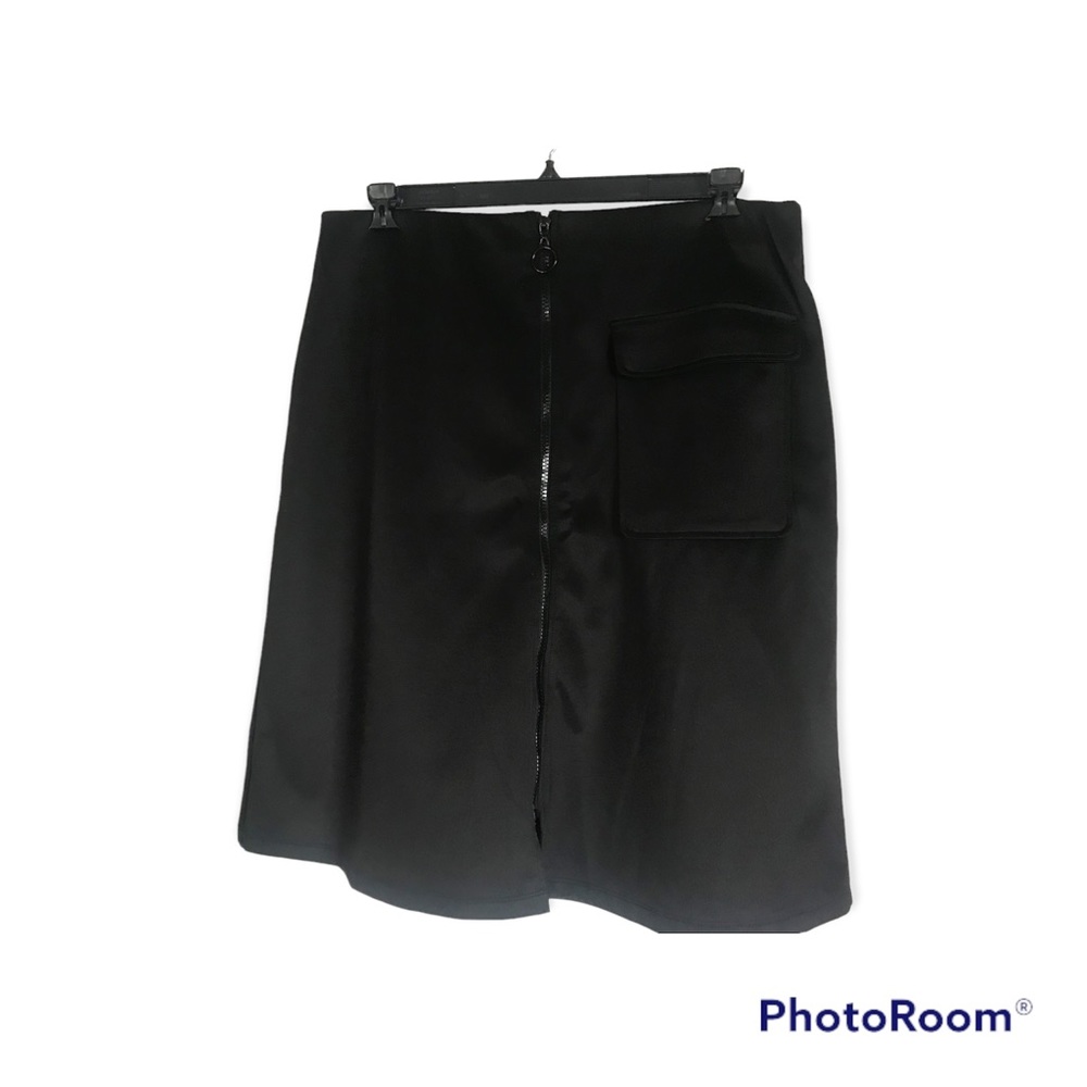 ELOQUII BLACK KNIT ZIP UP FRONT MINI SKIRT